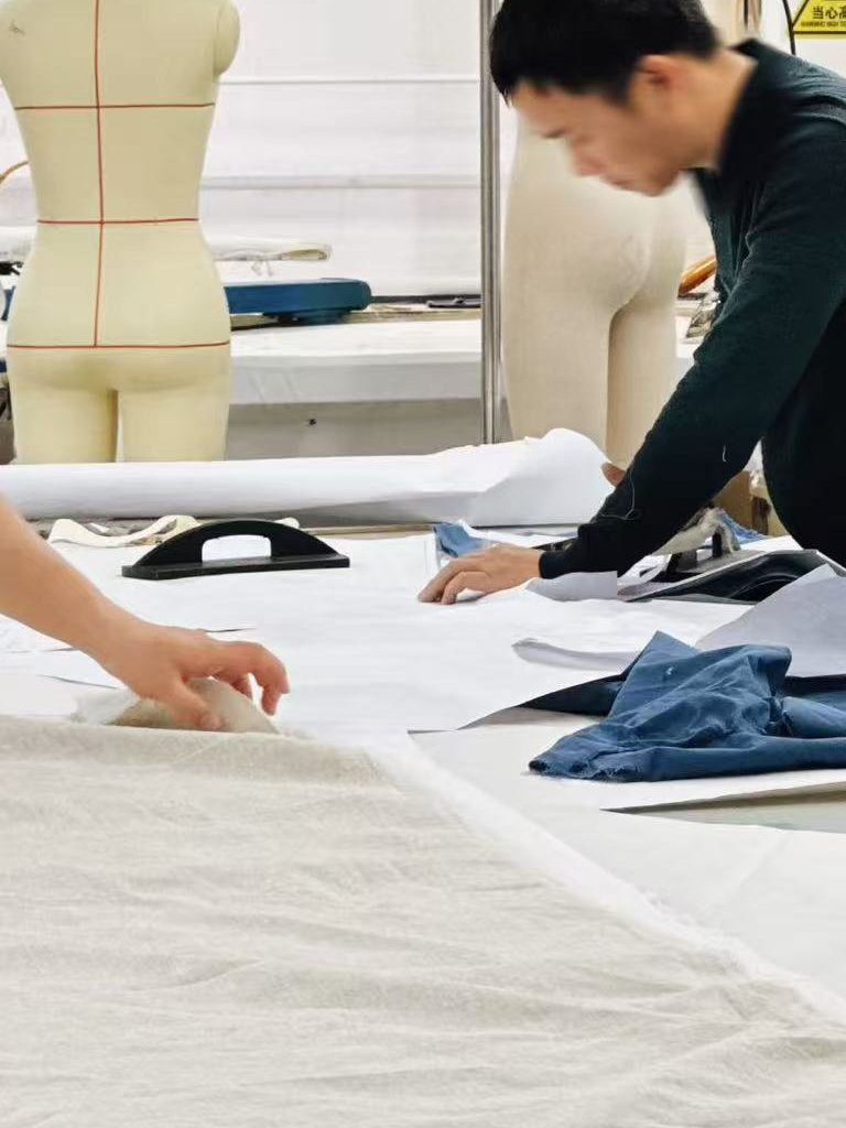 clothing sample development cost process at Laiwen factory
